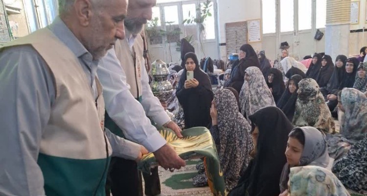 نوای یارضا در مراسم اعتکاف هرسین