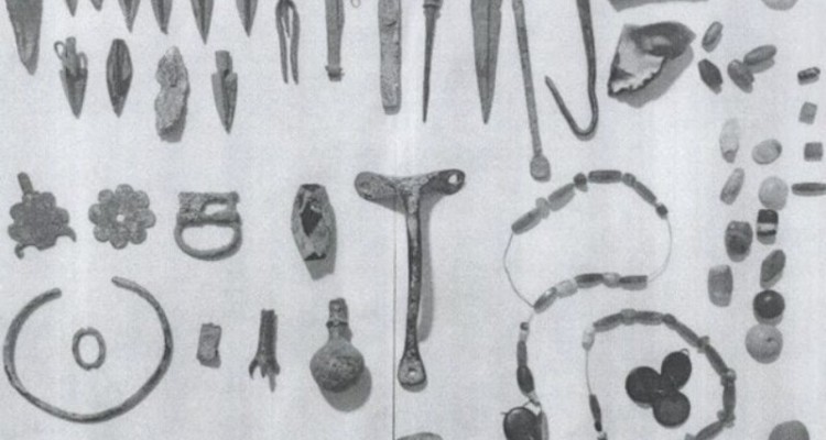 کشف ۱۰۰ قطعه تاریخی در هرسین