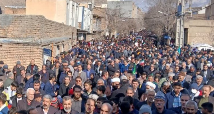 شکوه و شوکت یوم الله ۲۲ بهمن در هرسین