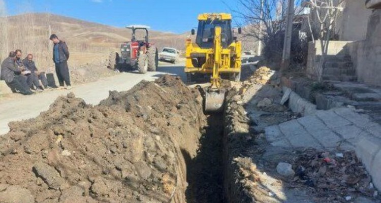 آب ۱۶۵۰ نفر در روستای «تمرگ» هرسین پایدار شد