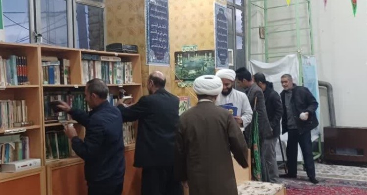 غبارروبی مسجد امام حسن مجتبی (ع) در هرسین