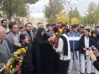 تجلیل از قهرمانان ملی، ورزشی و مادران و همسران شهدا در هرسین