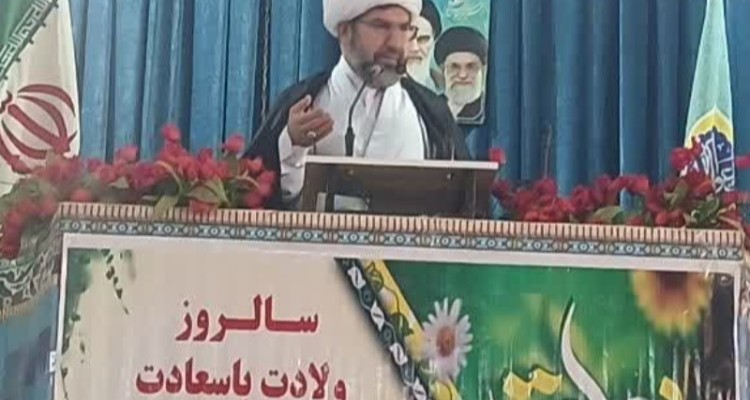 نقد باید منصفانه و همراه با راهکار باشد