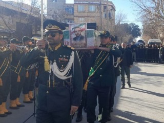 مراسم تشييع پیکر شهید والامقام علی عزیزی در هرسین