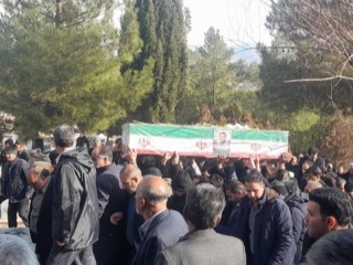 مراسم تشییع پیکر شهید مدافع وطن در هرسین+نصویر