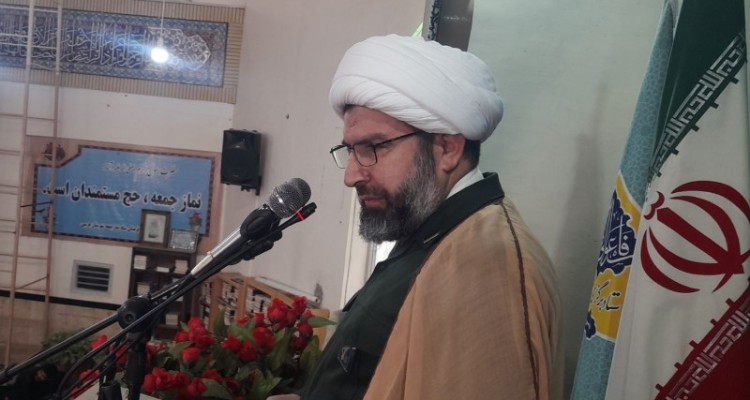 اگر آمریکا بخواهد غلطی کند تمام پایگاه هایش در منطقه هدف مشروع لست