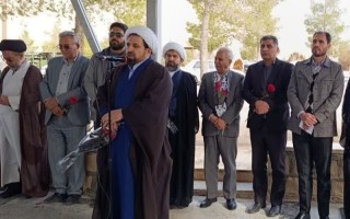 مزار شهدای شهرستان هرسین غبار روبی وعطر افشانی شد