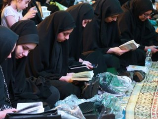 حضور زنان در مراسم احیا، مانور قدرت است