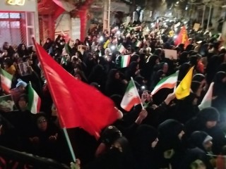 جمعیت خروشان مردم دارالمومنین هرسین در خون‌خواهی رهبر شهید