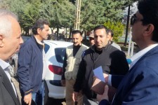 بازدید سرزده فرماندار هرسین از ادارات خدمات رسان/ تاکید بر خدمت و جلب رضایتمندی مردم