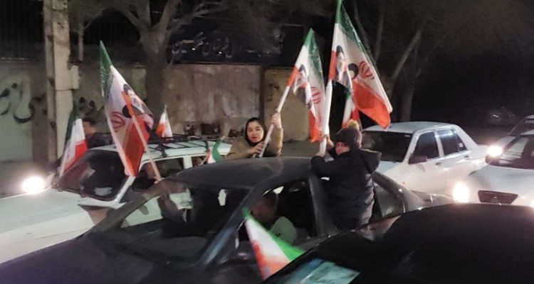 مردم هرسین پرشورتر از همیشه پای کار آمدند