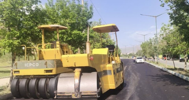 بهسازی و روکش آسفالت کمربندی جنوبی شهر هرسین