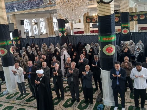 نوای بندگی در هرسین  طنین‌انداز شد