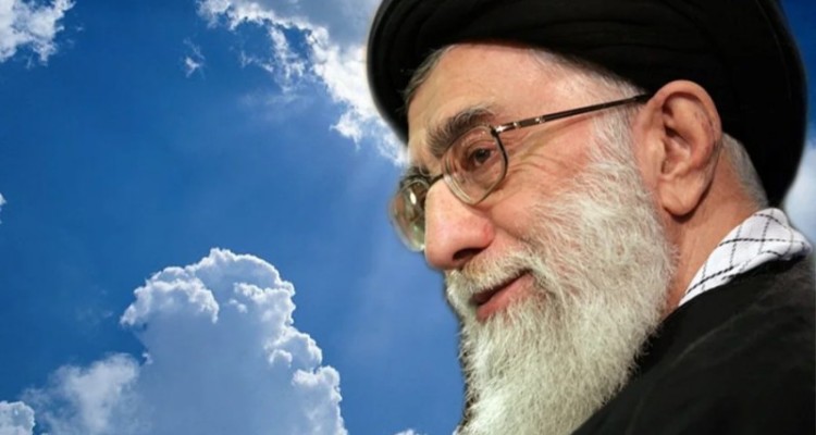 پیکر قائد شهید در حرم امام رضا(ع) آرام گرفت