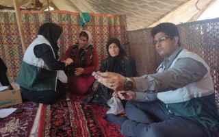 حضور تیم بسیج جامعه پزشکی هرسین در منطقه عشایری گون‌بان