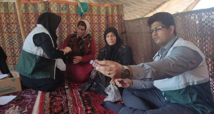 حضور تیم بسیج جامعه پزشکی هرسین در منطقه عشایری گون‌بان