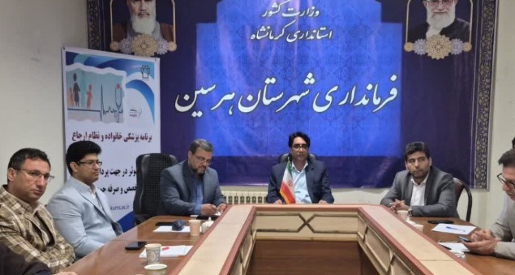نگاه علمی و مسئله‌محور به موضوعات اجتماعی ضروری است