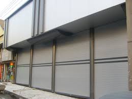  اجاره هایی که تصاعدی بالا می رود/بازار رونق دارد یا مغازه داران برای فرار از ورشکستگی مجبورند