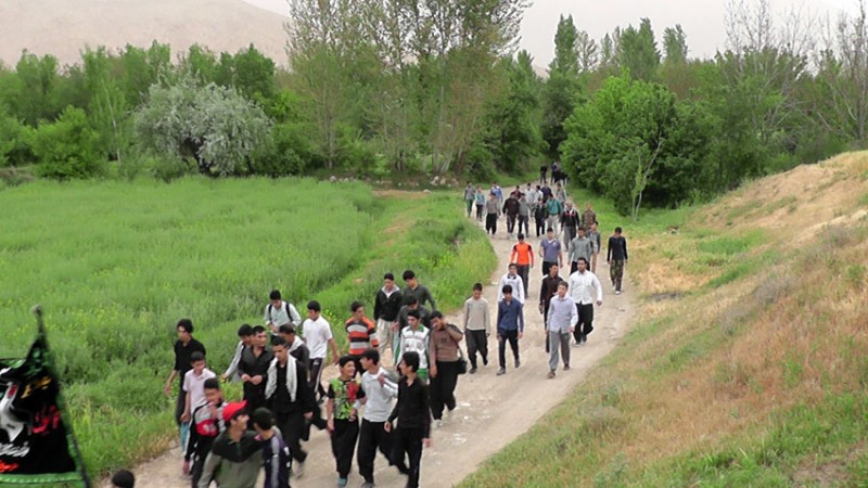 همایش پیاده روی حرم تا حرم در هرسین برگزار شد همایش پیاده روی حرم تا حرم در هرسین برگزار شد