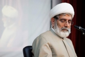 اعتراض خودجوش نمازگزاران گیلان غربی به حضور محسن رهامی و هادی خامنه ای/ بیرون کردن تجدیدنظرطلب ها از شهر