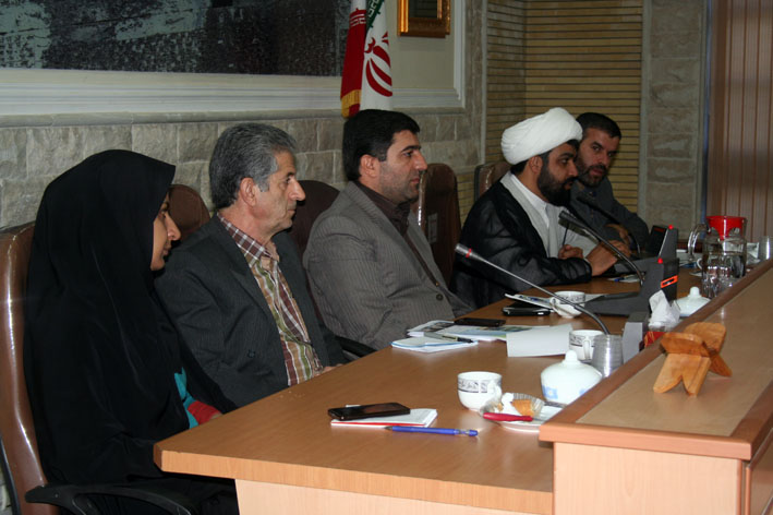 جلسه هماهنگی جهت برگزاری روز شهرستان در هرسین/حجت الاسلام باقری:تعیین روز شهرستان به احترام وجود سه عالم برجسته در هرسین افتخار بزرگی برای شهرستان است جلسه هماهنگی جهت برگزاری روز شهرستان در هرسین/حجت الاسلام باقری:تعیین روز شهرستان به احترام وجود سه عالم برجسته در هرسین افتخار بزرگی برای شهرستان است