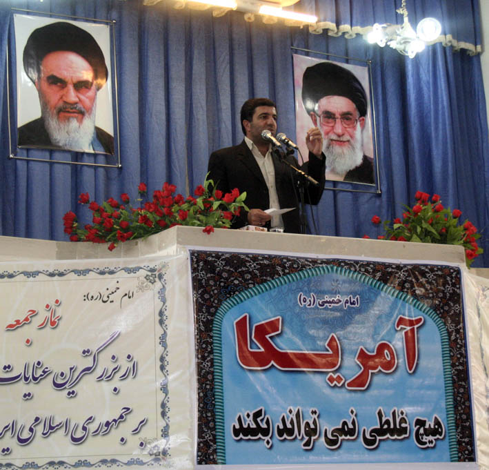 هر توطئه ای از سوی دشمن شکل بگیرد دولت پشت سر رهبری جلوی نفوذ را می گیرد