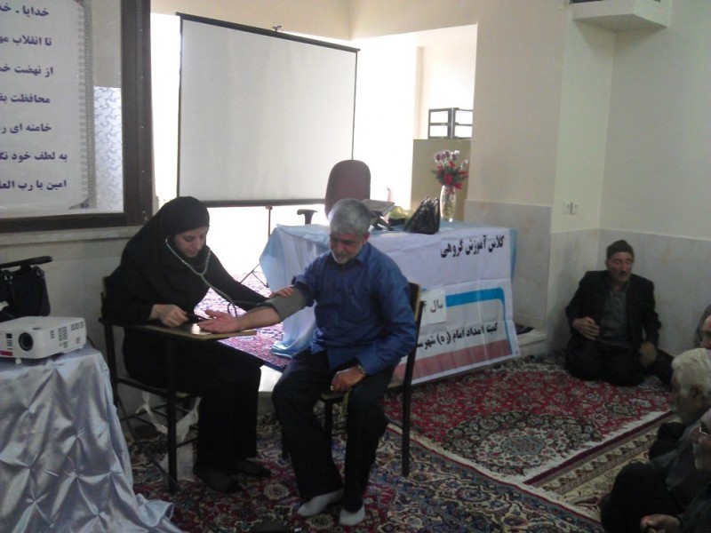 برگزاری طرح غربالگری فشارخون سالمندان در هرسین