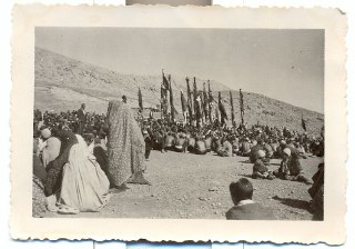  عكسهايي تاريخي از ارادت مردم دارالمومنين هرسين به سالار شهيدان