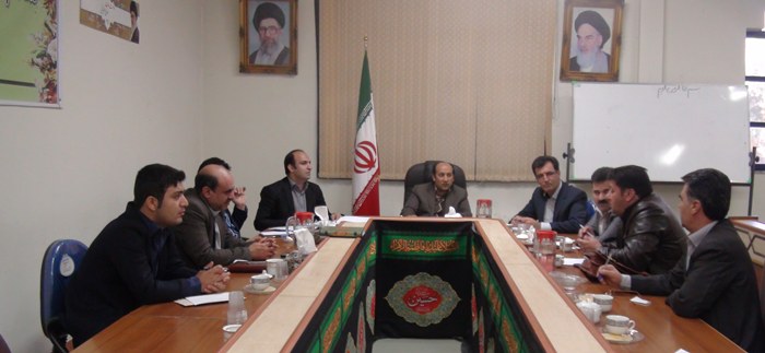  انتقاد معاون فرماندار از وضعيت نابسامان برخی نانواییها و نارضایتی مردم از تخلفات صورت گرفته/میرزا حسینی: عملکرد كارگروه آرد و نان در هرسین ضعیف است