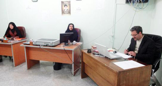 محل ثبت نام داوطلبان نمایندگی مجلس در فرمانداری کنگاور خلوت تر از دیروز بود/یک نفر دیگر ثبت نام کرد محل ثبت نام داوطلبان نمایندگی مجلس در فرمانداری کنگاور خلوت تر از دیروز بود/یک نفر دیگر ثبت نام کرد