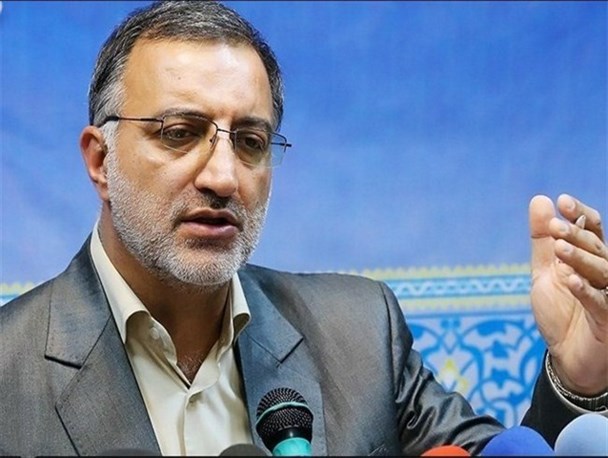 زاکانی: هاشمی خلاف قانون اساسی حرف میزند زاکانی: هاشمی خلاف قانون اساسی حرف میزند