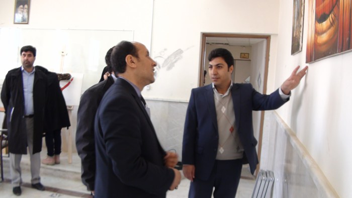 افتتاح نمايشگاه كتاب و نقاشي با مضمون انقلاب اسلامي در دانشگاه آزاد واحد هرسين افتتاح نمايشگاه كتاب و نقاشي با مضمون انقلاب اسلامي در دانشگاه آزاد واحد هرسين