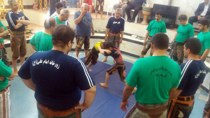 جشن میلاد مسعود حضرت علی (ع)در محل زور خانه امام علی(ع)شهرستان هرسین +تصویر