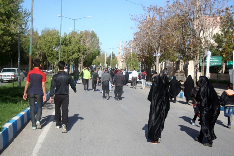 همایش بزرگ پیادهروی خانوادگی در هرسین برگزار میشود  همایش بزرگ پیادهروی خانوادگی در هرسین برگزار میشود