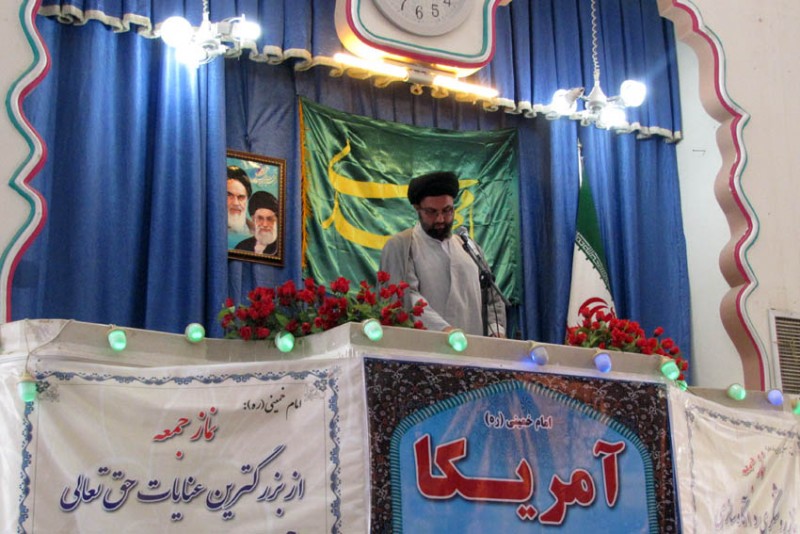 تحمل مشکلات از سوی مردم نباید بهانه ای برای کوتاهی مسئولین باشد/ کشورهای مجری سیاست های امریکا در منطقه خائن به امت اسلامی هستند