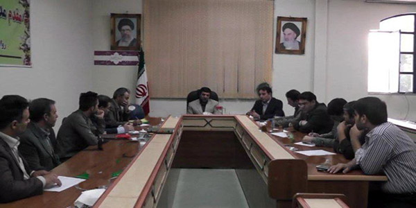 یاور محمدی: فعال شدن شهرک صنعتی هرسین می تواند دربحث افزایش اشتغال وتوسعة شهرستان مؤثرباشد   یاور محمدی: فعال شدن شهرک صنعتی هرسین می تواند دربحث افزایش اشتغال وتوسعة شهرستان مؤثرباشد