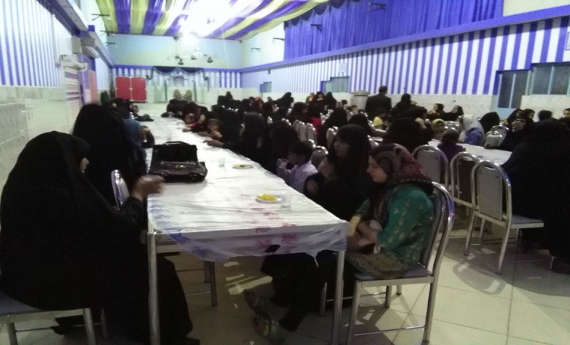 افطاری 400نفر از مدد جویان تحت حمایت در هرسین انجام شد