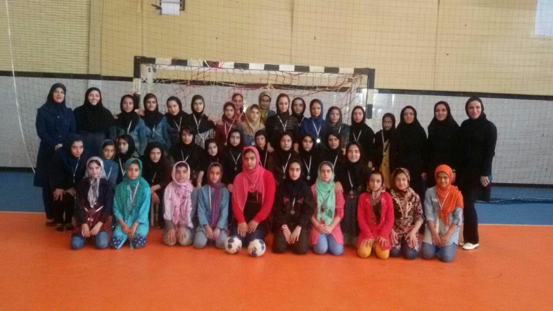کسب مقام سوم استان توسط بانوان هندبالیست هرسینی