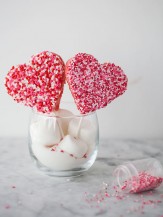 با این 2 سوال طول عمر زندگی مشترکتان را بسنجید/ چگونه بفهمیم یک نفر واقعا ما را دوست دارد؟ 