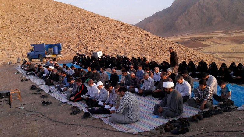 مراسم روح بخش دعای ندبه در هرسین برگزار شد+تصویر