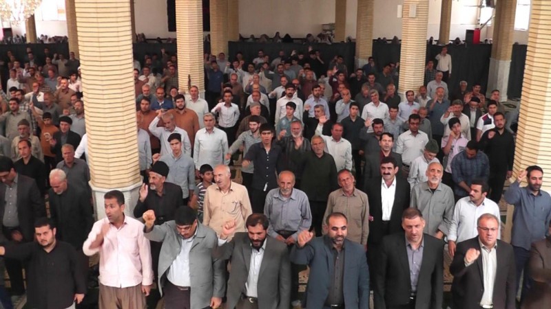 اعلام انزجار نمازگزاران هرسینی در محکومیت جنایات آل‌سعود + تصاویر