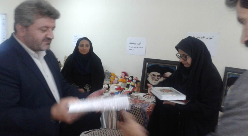 آیین اختتامیه کانون موقت تابستانی کمیته امداد امام خمینی(ره) هرسین برگزار شد+تصویر