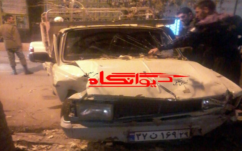 تصادف شدید وانت پیکان با موتور سیکلت در هرسین/ راننده باز هم متواری شد+تصویر