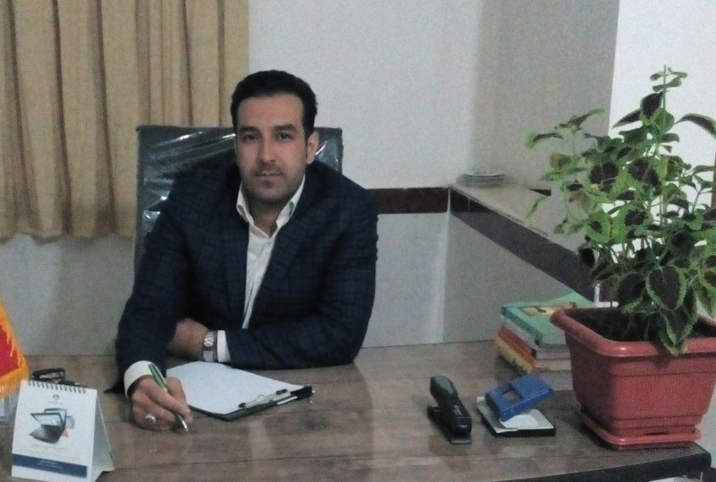 این چه دردی است که گرفتار شده ایم /من به دکتر مشاوره احتياج ندارم این چه دردی است که گرفتار شده ایم /من به دکتر مشاوره احتياج ندارم