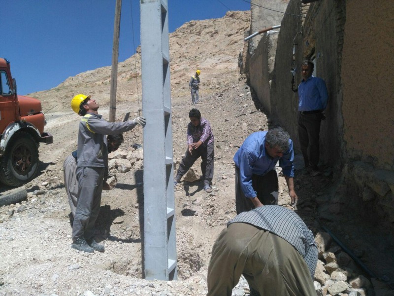 اتمام اصلاح وضعیت شبکه برق و روشنایی بخشی از محله  ده بالا