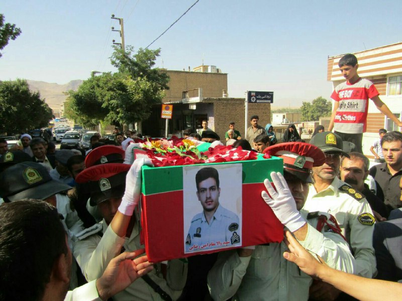 پیکر مطهر شهید امین رضایی در هرسین تشییع و به خاک سپرده شد+ فیلم و عکس