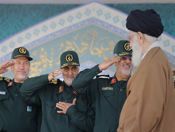 سردار سلیمانی پایان سیطره داعش را به ولی امر مسلمین تبریک گفت