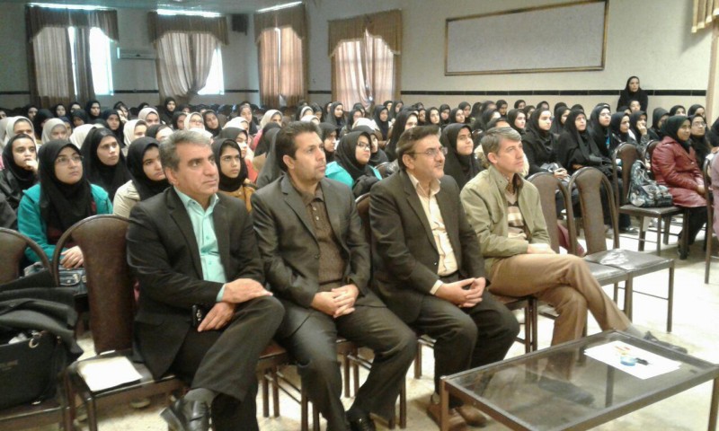 کارگاه آموزشی-ترویجی نانوتکنولوژی درهرسین برگزار شد