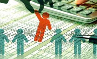 جهانگیری خطاب به رقیب انتخاباتی: شناسایی پولدارها برای حذف یارانه ممکن نیست/ روحانی و نوبخت: یارانه ۳۴ میلیون نفر پر درآمد حذف می شود