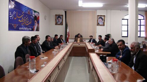 برگزاري كارگاه آموزشي پيشگيري از شيوع بيماريهاي مشترك انسان و دام در هرسین 